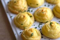 Crispy Duchess Potatoes Recipe for Elegant Holiday Sides
