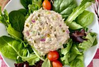 Southern-Style Tuna Salad Recipe for Creamy, Tangy Sandwiches