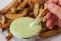 Basil Garlic Aioli: Creamy Herb Sauce Recipe for Sandwiches & Dips