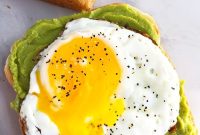 One-Pan Avocado Toast Recipe: Quick, Crispy & Creamy