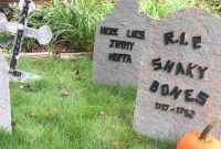 DIY Halloween Tombstone Ideas for Spooky Yard Decor