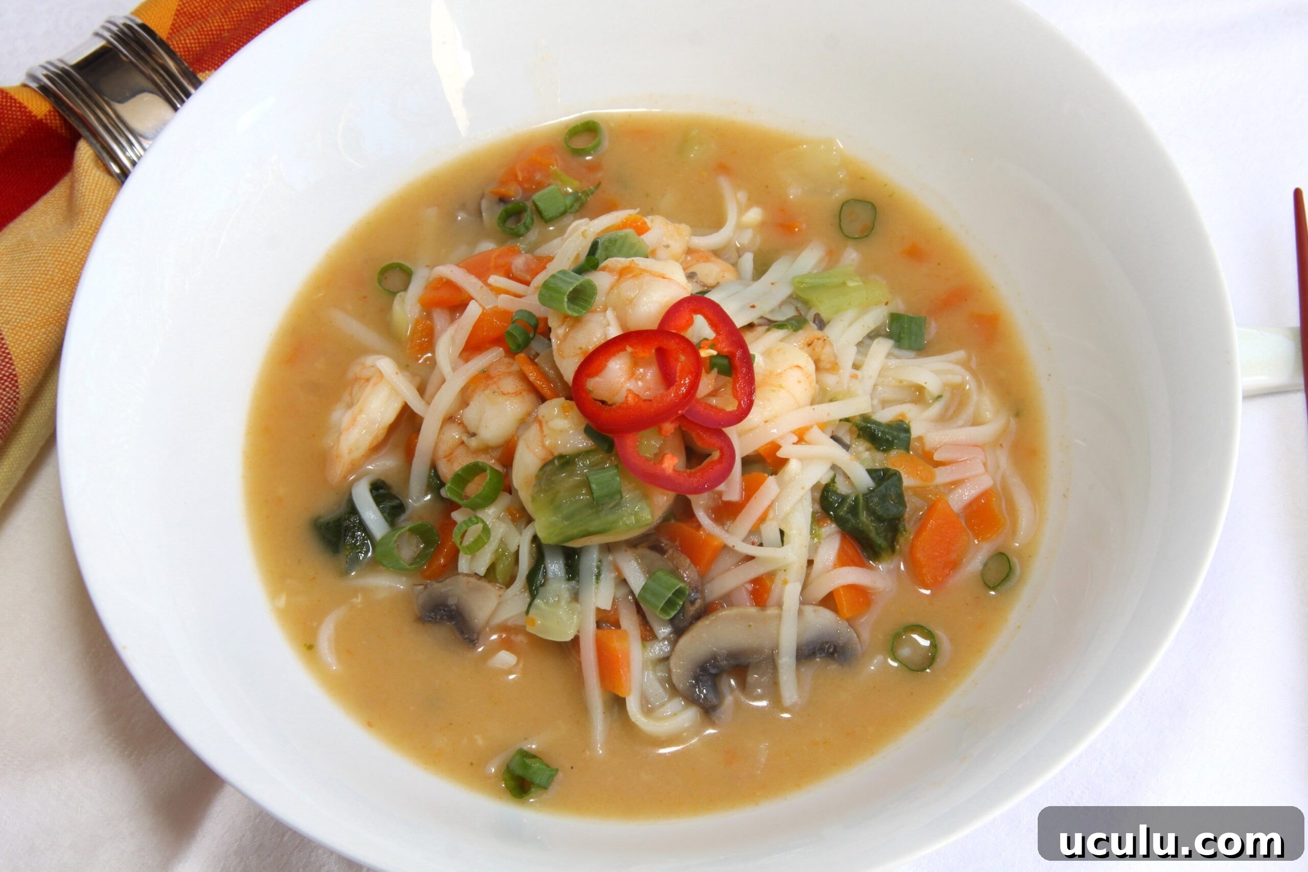 Pad Thai soup with shrimps