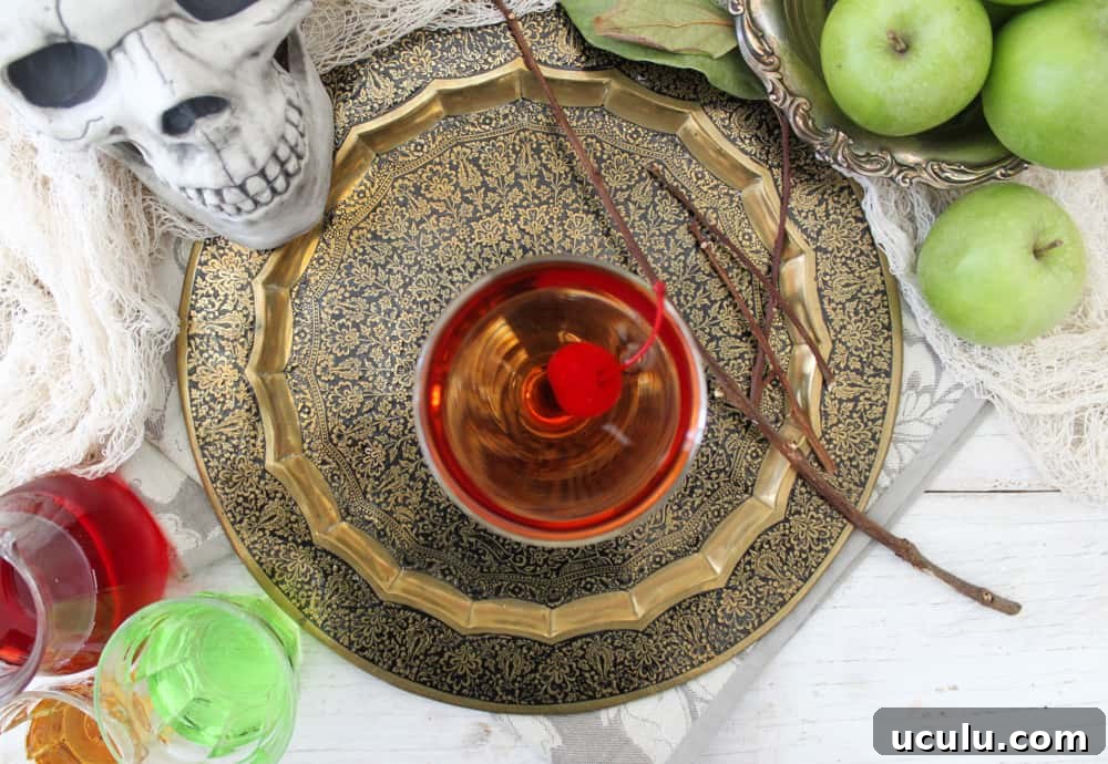 Poison Apple Cocktail 