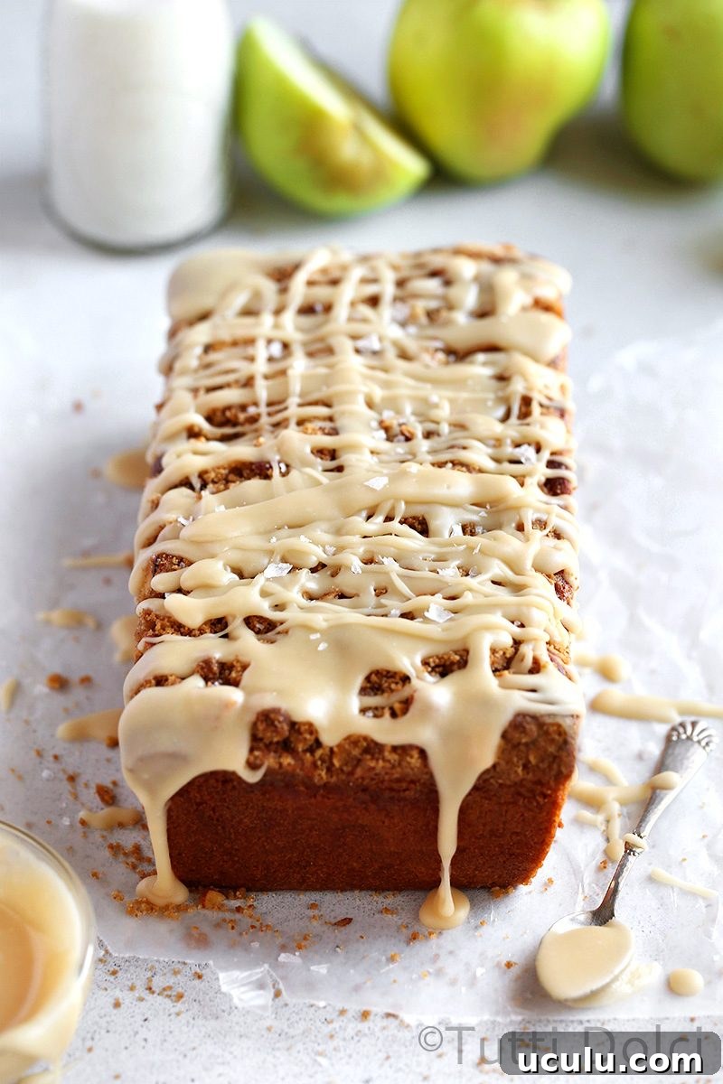 Apple Crumble Loaf Cake