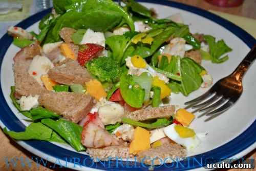 Spinach Salad Put a Fork in It