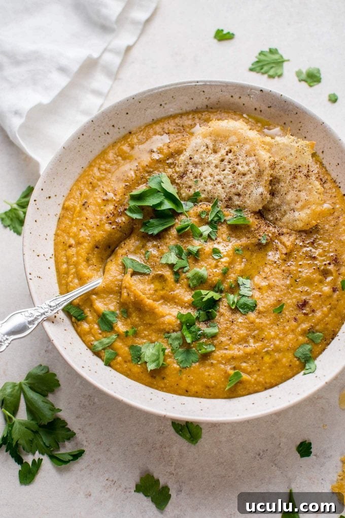 bowl of healthy butternut squash and cauliflower soup