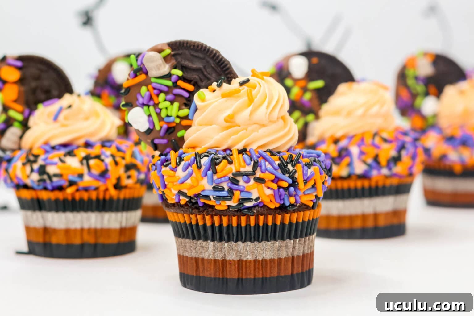Halloween Oreo Cupcakes 