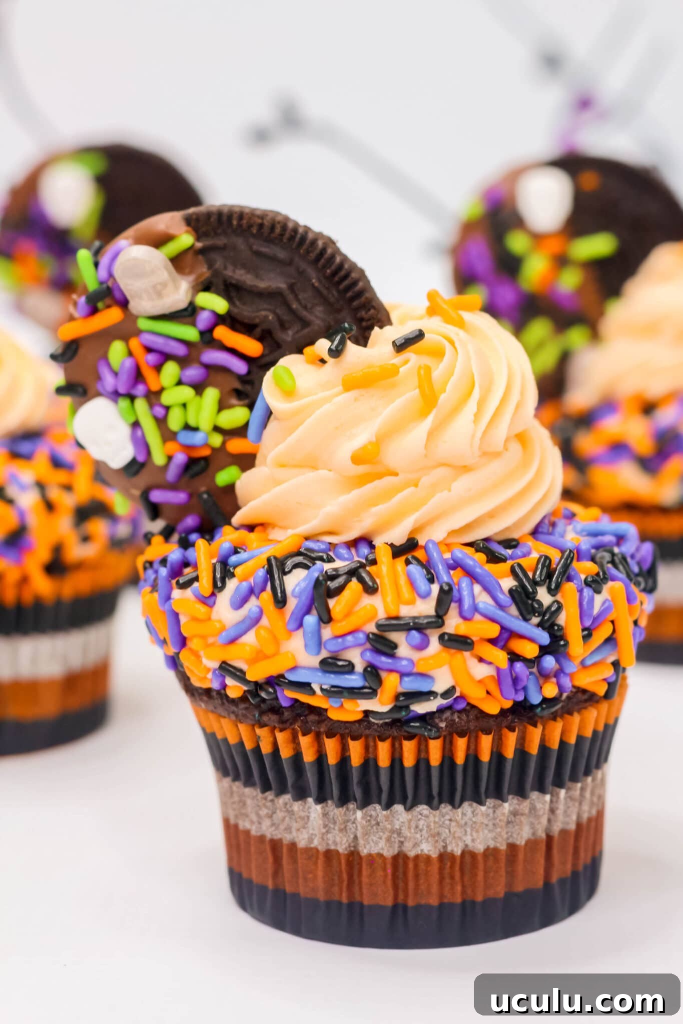 Halloween Oreo Cupcakes 
